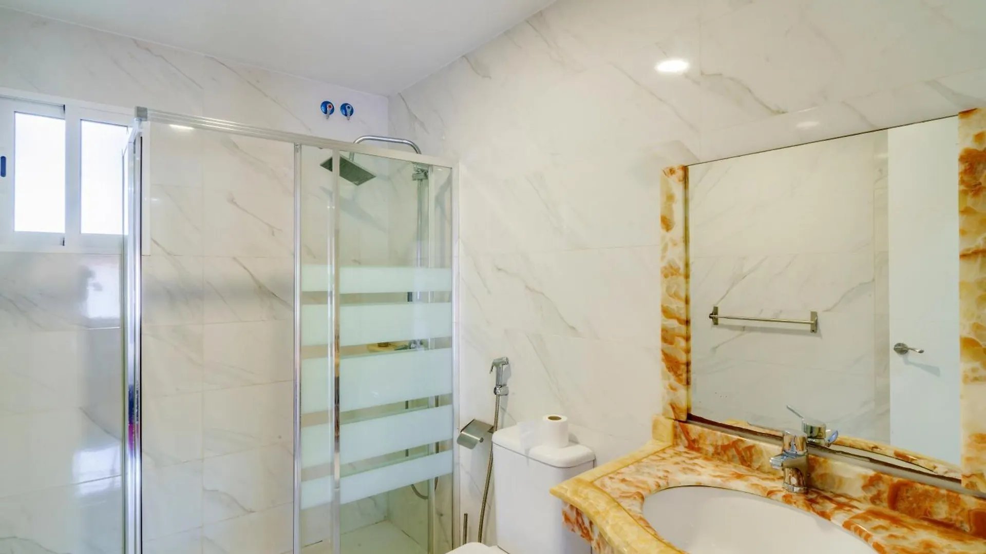 Villa Costa Marbella 0*,